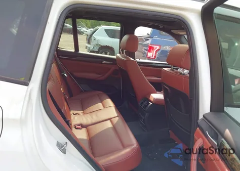 2014 BMW X3 xDrive28I z USA, uszkodzony, nr VIN 5UXWX9C56E0D30154